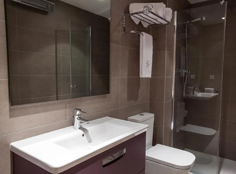 Cosmo Apartments Concell De Cent Barcelona Spain