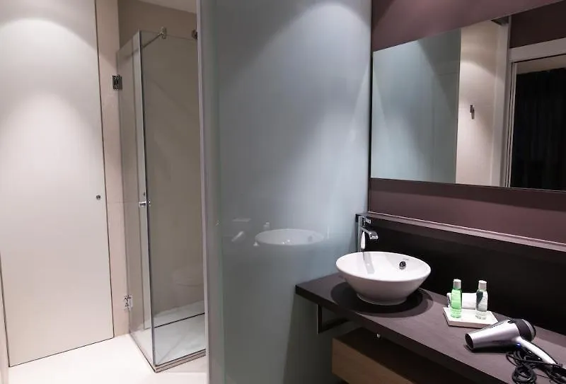 Cosmo Apartments Concell De Cent Barcelona 0*,  Spain